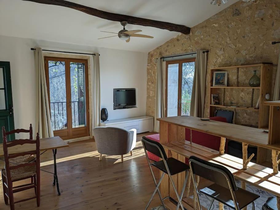 Appartement 1 Chambre, 55M2 - Maison De Village De Charme 17Eme Siecle - Garrigue Heraultaise Argelliers المظهر الخارجي الصورة